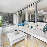 Luxus Wohnung im Stadtzentrum mit Tiefgaragenplatz